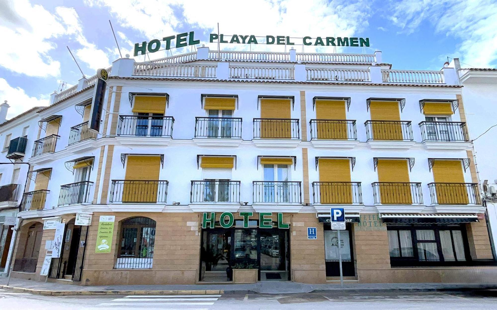 Hotel Playa Del Carmen Barbate Exterior photo